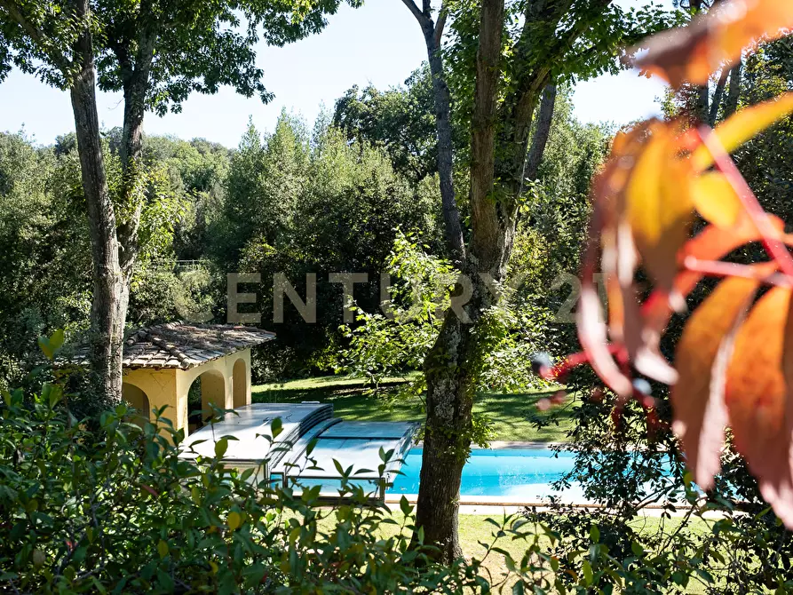 Immagine 27 di Villa in vendita  in Via Cassia 1951 a Roma