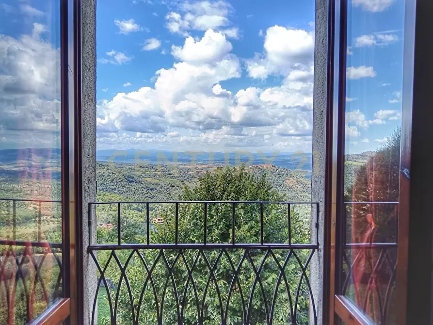 Immagine 35 di Bilocale in vendita  in Via della Penna 16 a Castel Del Piano