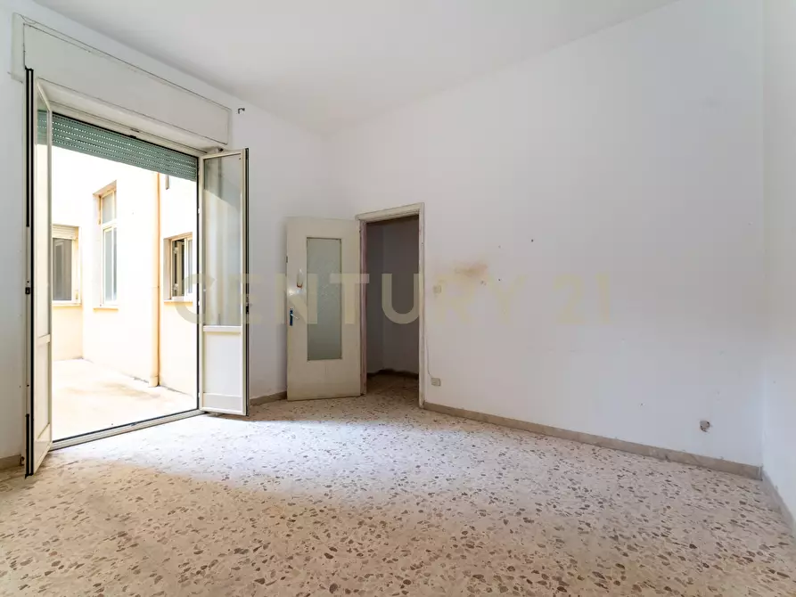 Immagine 11 di Pentalocale in vendita  in Via Principe Umberto 397 a Augusta