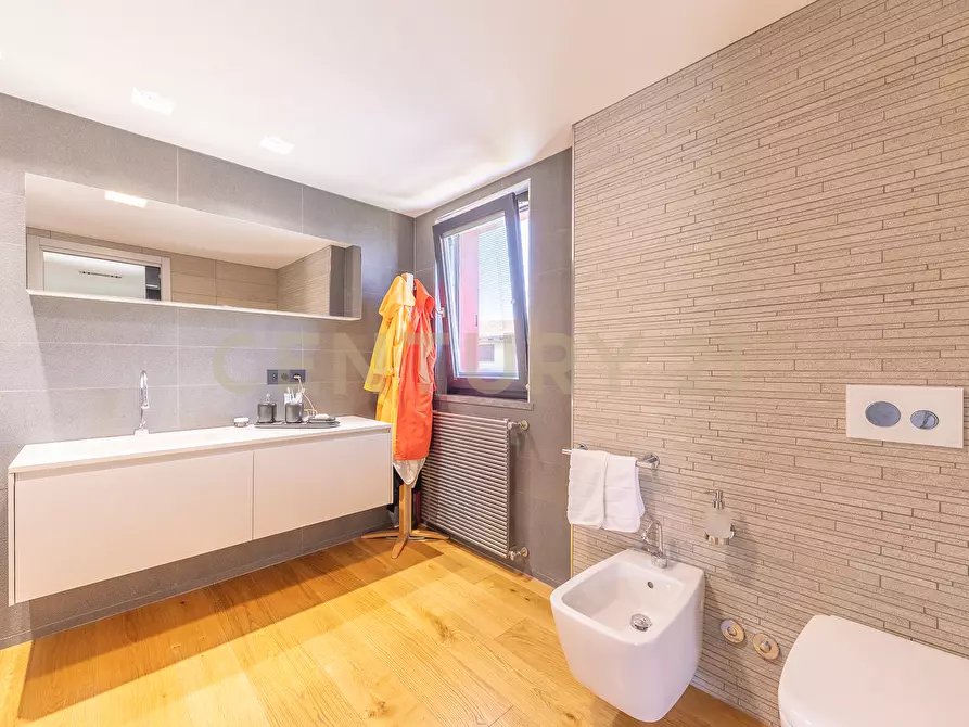 Immagine 66 di Villa in vendita  in Via Palmoli 27 a Roma