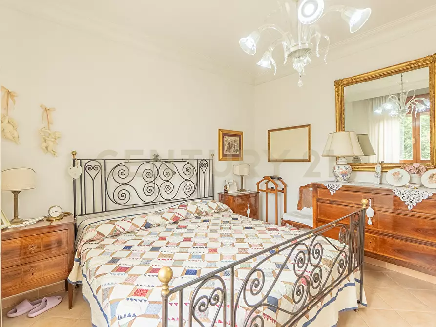 Immagine 28 di Quadrilocale in vendita  in Via Moggio Udinese 28 a Roma