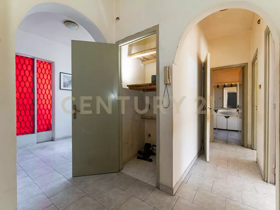 Immagine 9 di Trilocale in vendita  in Piazza Mercato 7 a Catania