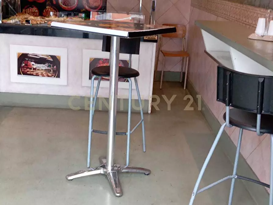 Immagine 26 di Bar / Ristorante in vendita  in Piazza Cesare Cantù 5 a Roma