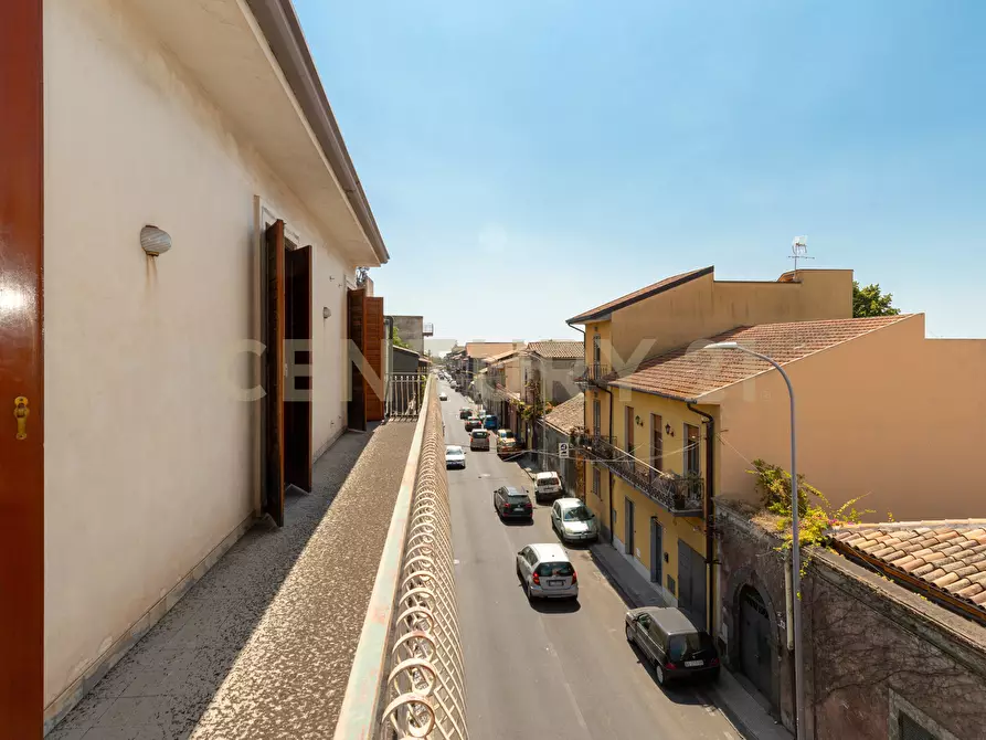 Immagine 20 di Pentalocale in vendita  in Via Vittorio Emanuele 181 a Viagrande