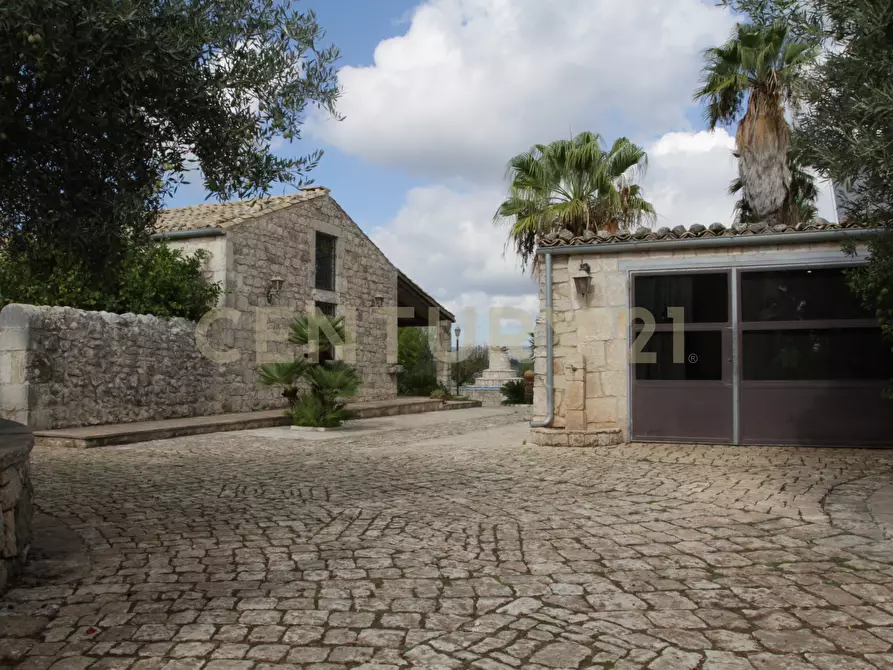 Immagine 31 di Villa in vendita  in Ctr. Pirato Cava Maria 37 a Modica