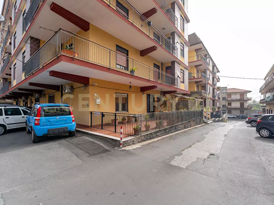 Immagine 35 di Pentalocale in vendita  in Via Goffredo Mameli 4 a Belpasso