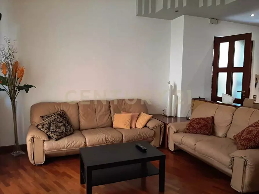 Immagine 4 di Porzione di casa in affitto  in Via Giacomo Favretto a Verona
