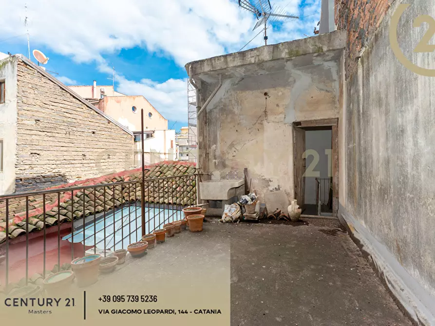 Immagine 69 di Casa indipendente in vendita  in Via Zaccà Rosolia 11 a Catania