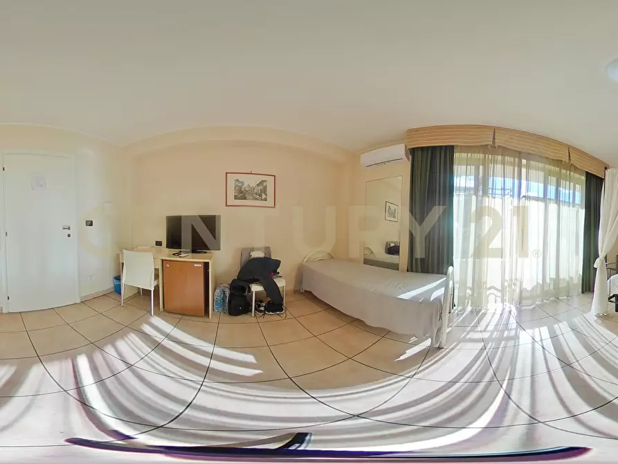 Immagine 79 di Casa indipendente in vendita  in Via Consolare Valeria 220 a Sant'alessio Siculo