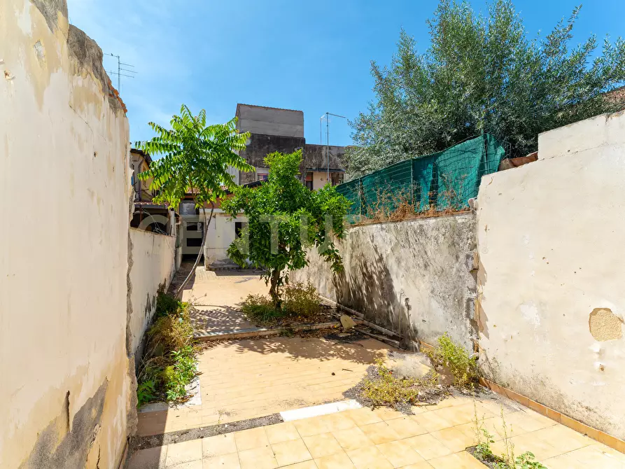 Immagine 10 di Casa indipendente in vendita  in Via Macaluso 9 a Catania
