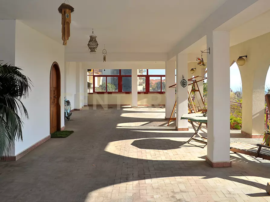 Immagine 8 di Villa in vendita  in Via Musumeci 47 a Giarre