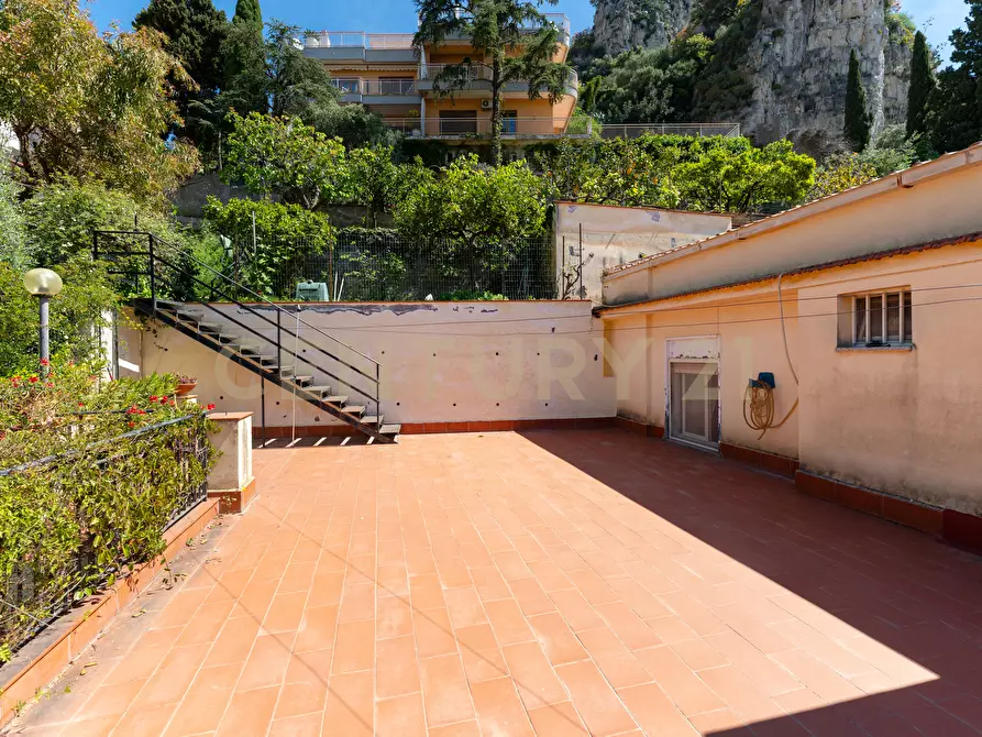 Immagine 62 di Villa in vendita  in Via Leonardo Da Vinci 5 a Taormina