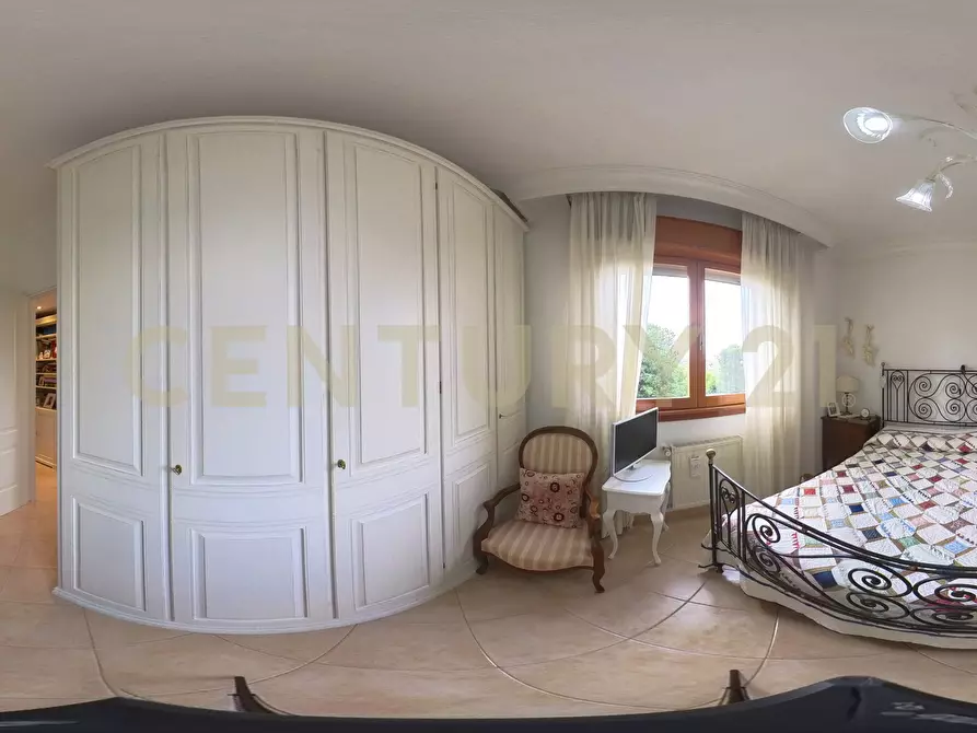 Immagine 51 di Quadrilocale in vendita  in Via Moggio Udinese 28 a Roma