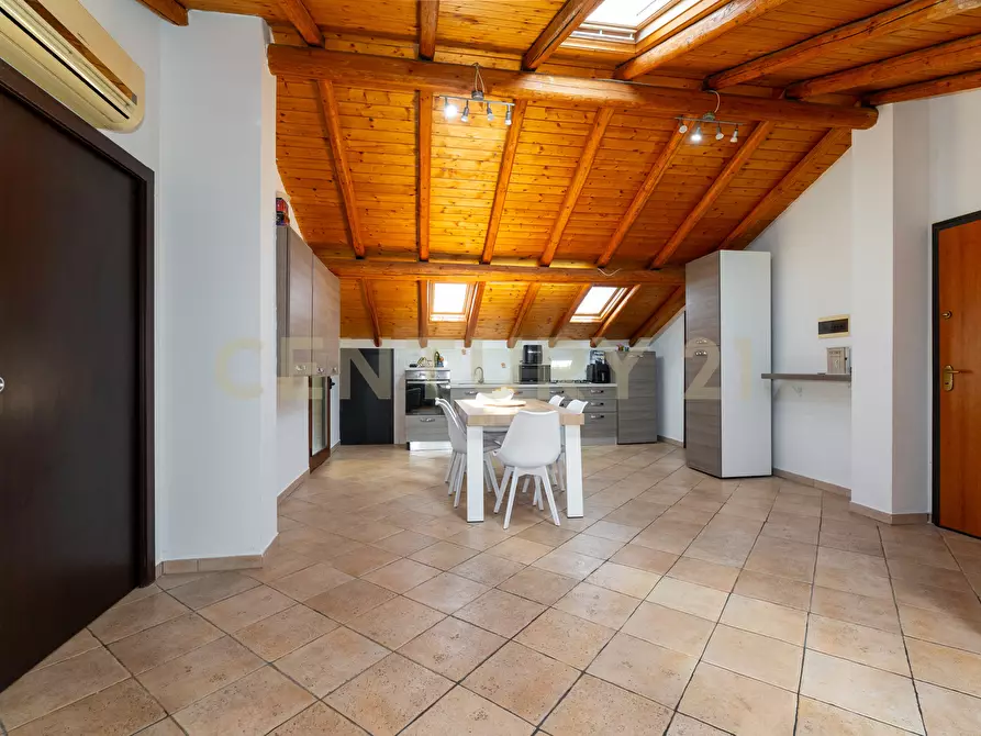 Immagine 11 di Appartamento in vendita  in Via Imola 13 a San Giovanni La Punta