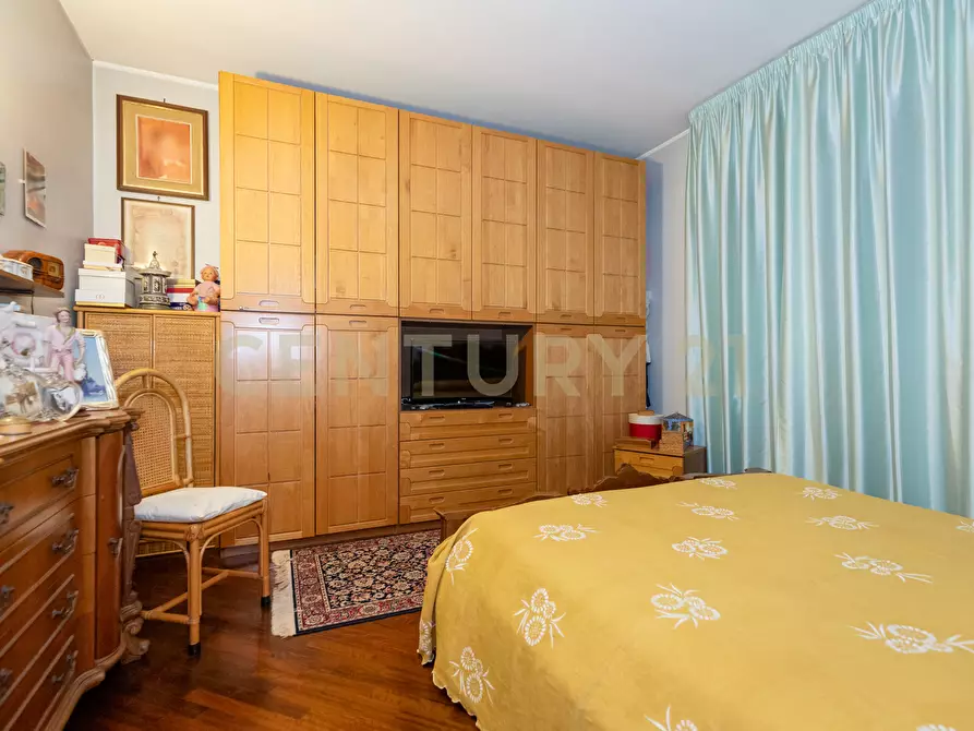 Immagine 31 di Villa in vendita  in Via Salemi 19 a Mascalucia