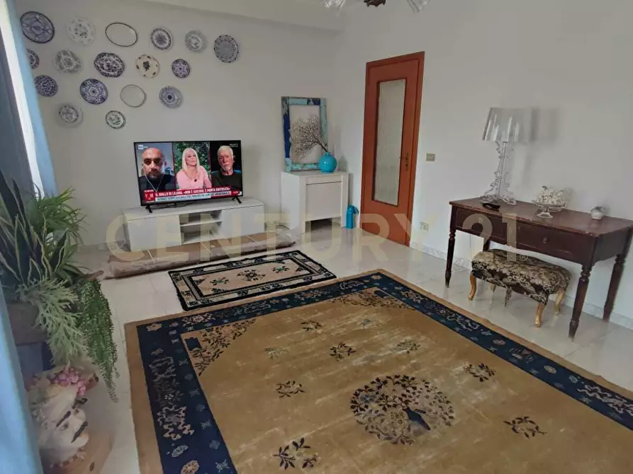 Immagine 4 di Quadrilocale in vendita  in Via Luigi Capuana a Riposto