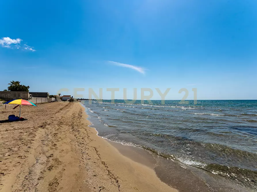 Immagine 1 di Villa in vendita  in Contrada Granelli 5 a Pachino