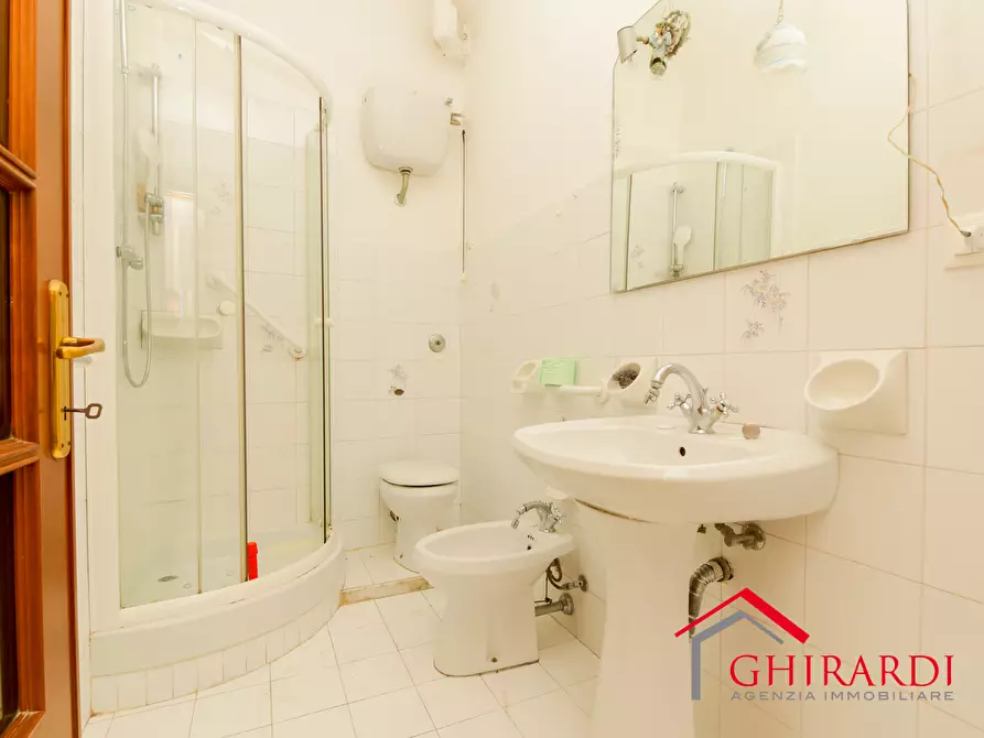 Immagine 19 di Trilocale in vendita  in VIA F. RAVASCHIO 17 a Genova