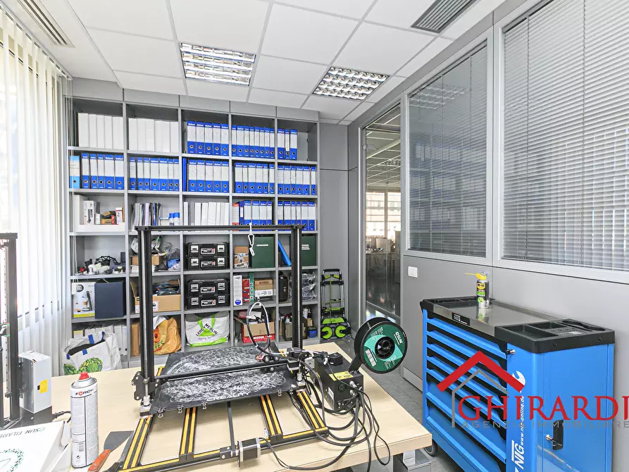 Immagine 17 di Ufficio in vendita  in Via delle Nuove Tecnologie Enrico Albareto 21 a Genova