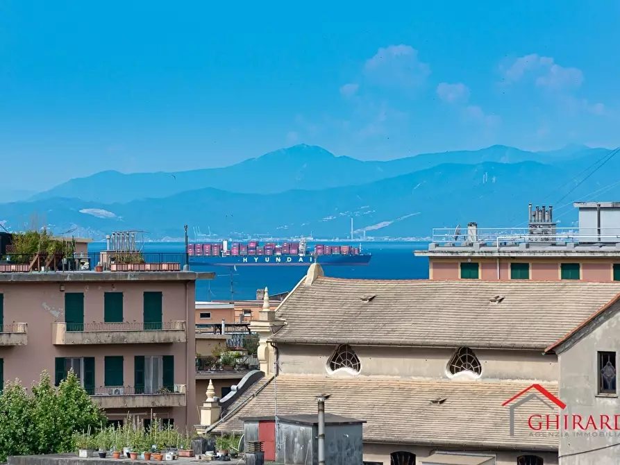 Immagine 35 di Trilocale in vendita  in Via Chiaravagna 28 a Genova
