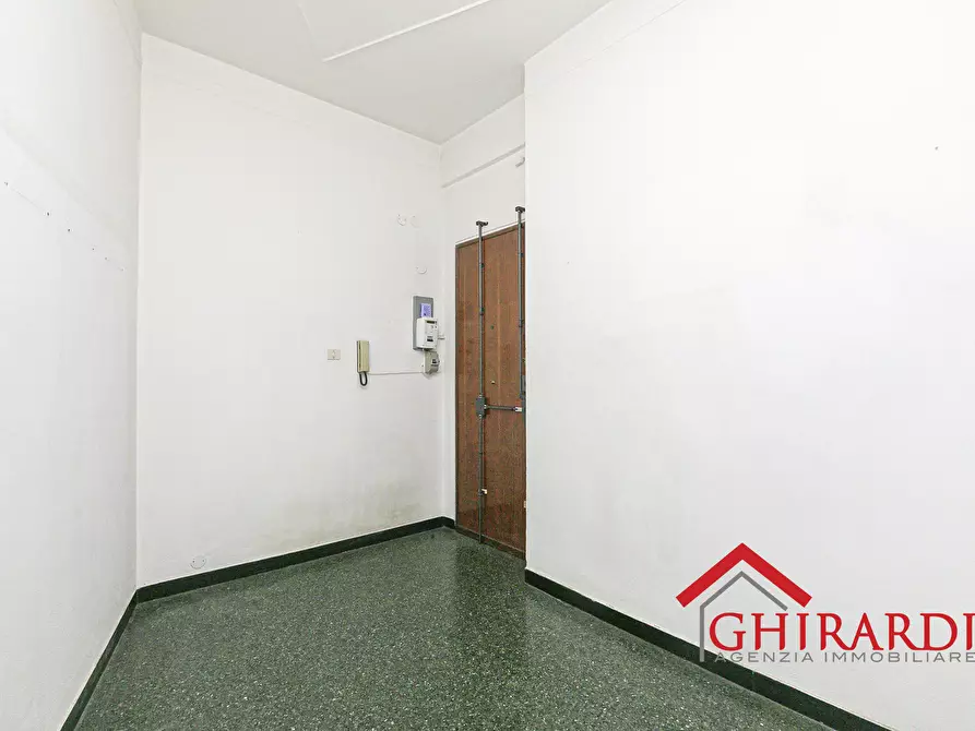 Immagine 4 di Bilocale in vendita  in Via Antonio Sant'Elia 21 a Genova