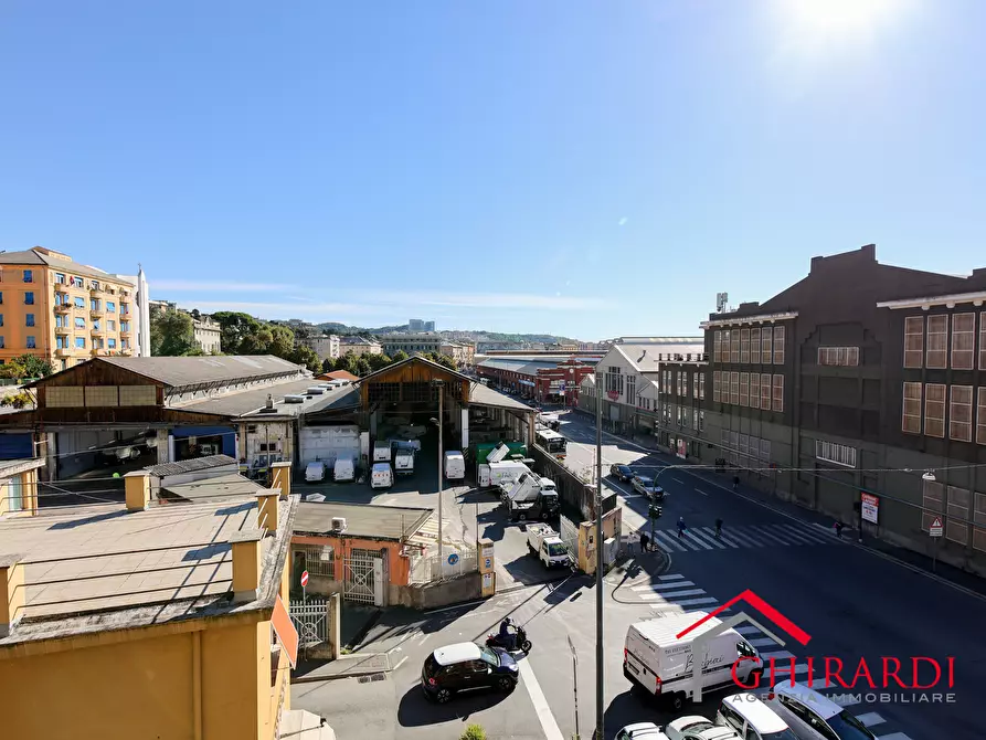 Immagine 39 di Trilocale in affitto  in VIA MERANO 47 a Genova