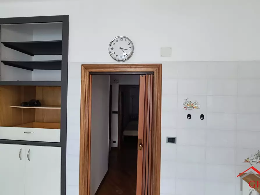 Immagine 4 di Trilocale in vendita  in VIA GIAN PIETRO SERY 14A a Genova