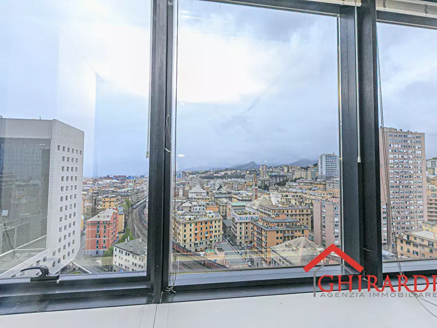 Immagine 28 di Ufficio in affitto  in VIA DE MARINI 1 a Genova