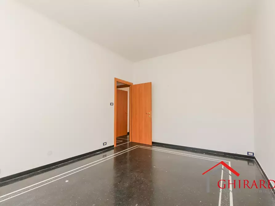 Immagine 6 di Trilocale in vendita  in VIA MOLFINO 7 a Genova