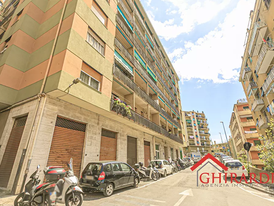 Immagine 34 di Trilocale in vendita  in VIA DONAVER 23 a Genova