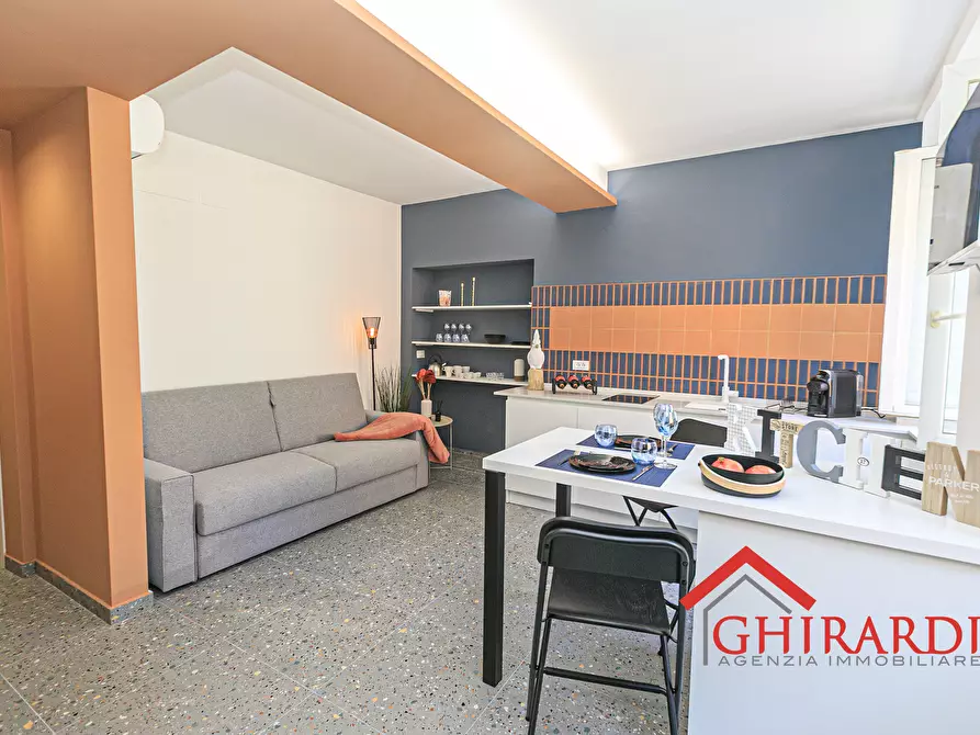 Immagine 3 di Bilocale in vendita  in Via Ramiro Ginocchio 10 a Genova