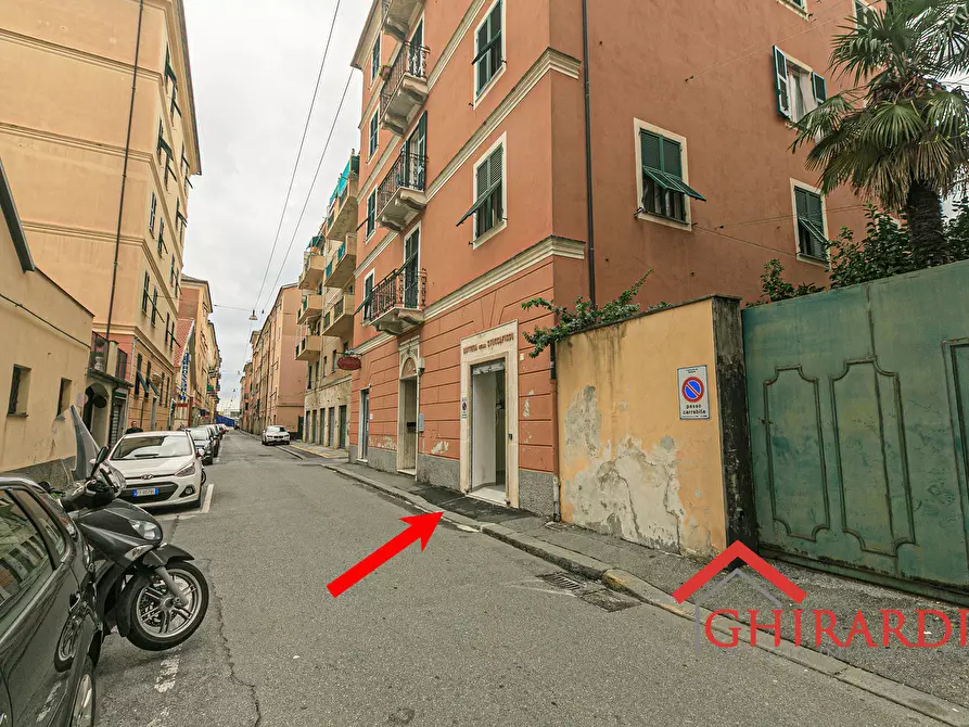 Immagine 23 di Magazzino in vendita  in VIA GAETANO DONIZETTI 73R a Genova