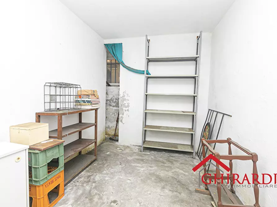 Immagine 59 di Quadrilocale in vendita  in Piazza Cristoforo Bonavino 11 a Genova