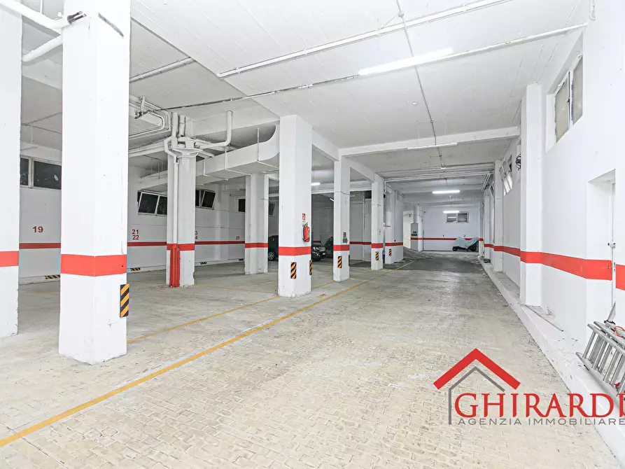Immagine 12 di Garage in affitto  in VIA CHIARAVAGNA a Genova