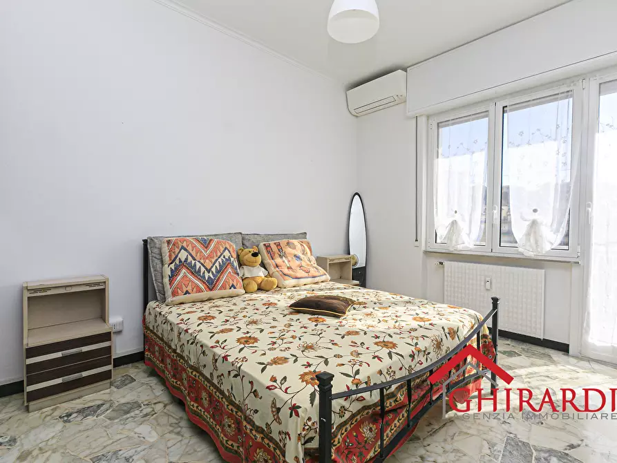 Immagine 20 di Bilocale in vendita  in Piazza Silvio Arrivabene 7a a Genova