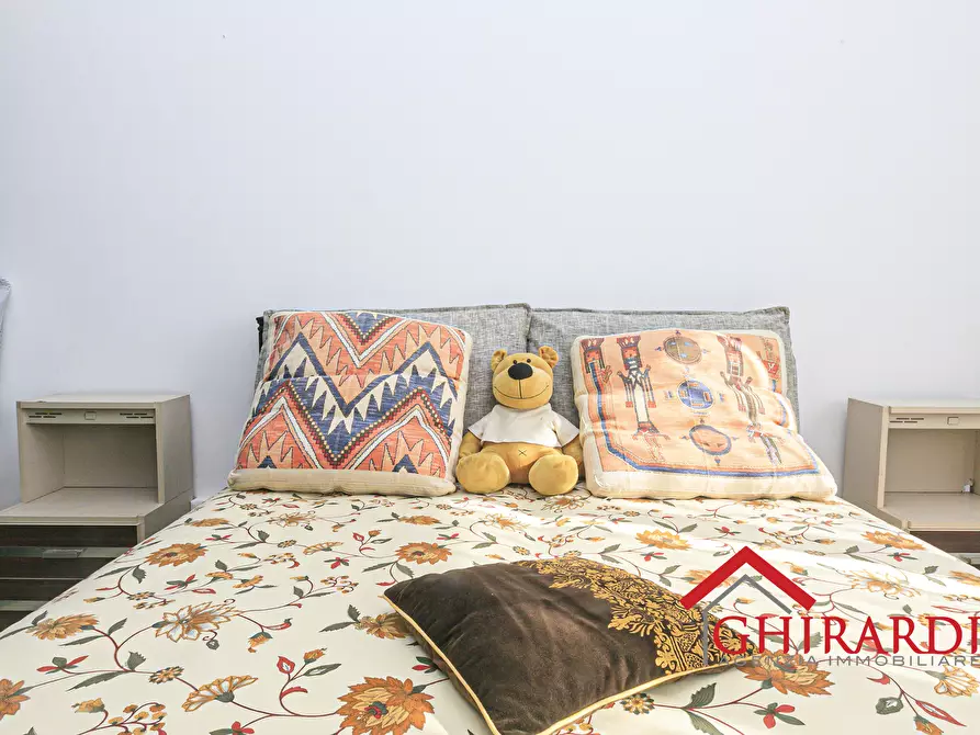 Immagine 23 di Bilocale in vendita  in Piazza Silvio Arrivabene 7a a Genova