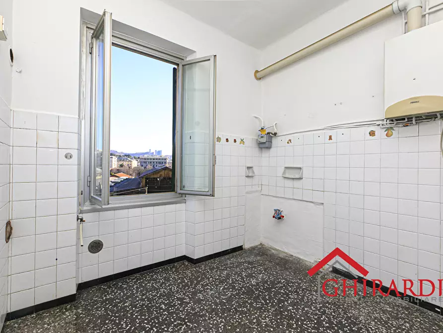 Immagine 9 di Trilocale in affitto  in VIA MERANO 47 a Genova