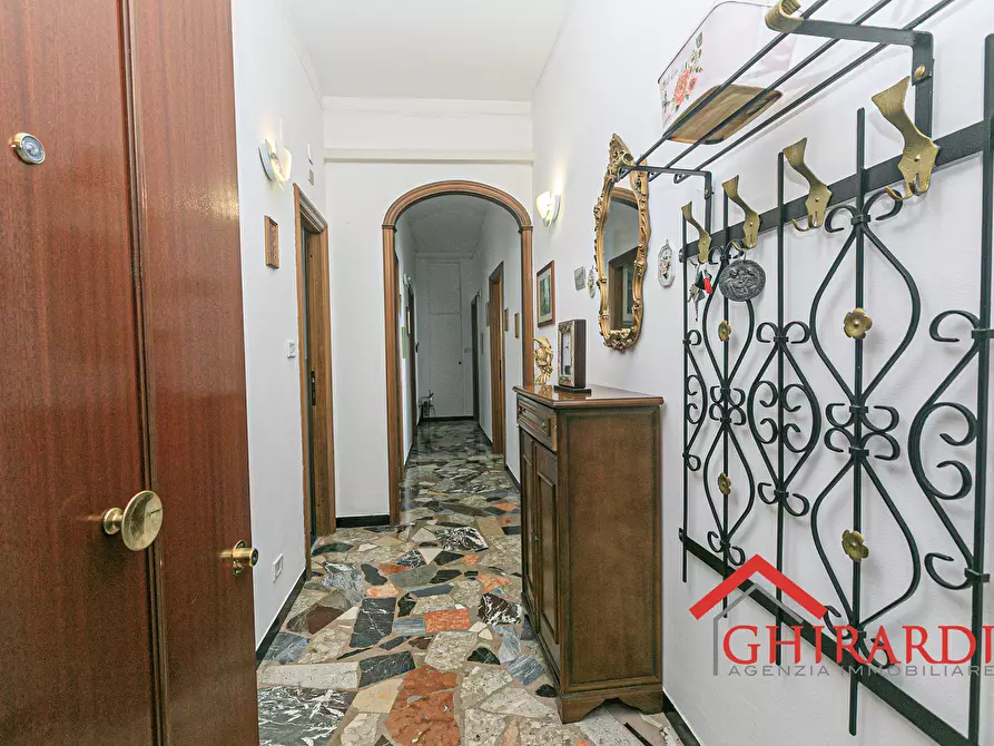 Immagine 2 di Quadrilocale in affitto  in VIA A. SIFFREDI 63 a Genova