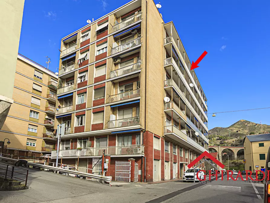 Immagine 47 di Bilocale in vendita  in Piazza Silvio Arrivabene 7a a Genova