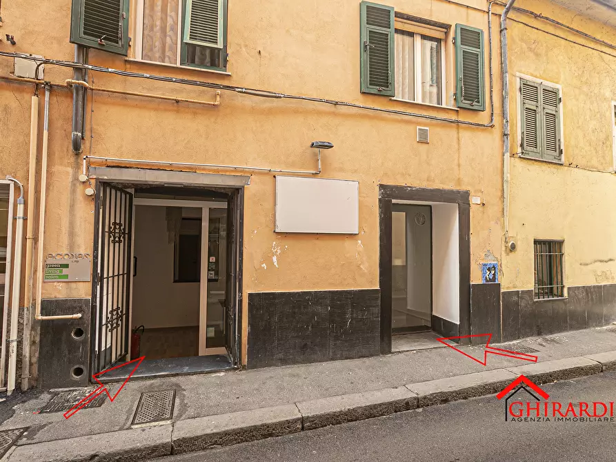 Immagine 29 di Locale commerciale in affitto  in VIA VADO 17R a Genova