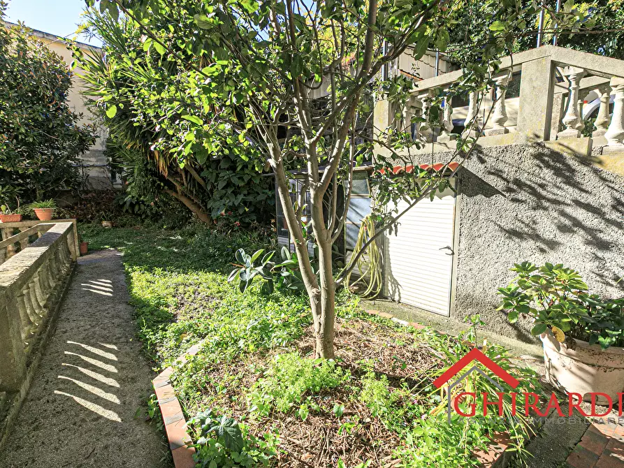 Immagine 32 di Casa trifamiliare in vendita  in Via Sergio Piombelli 28 a Genova