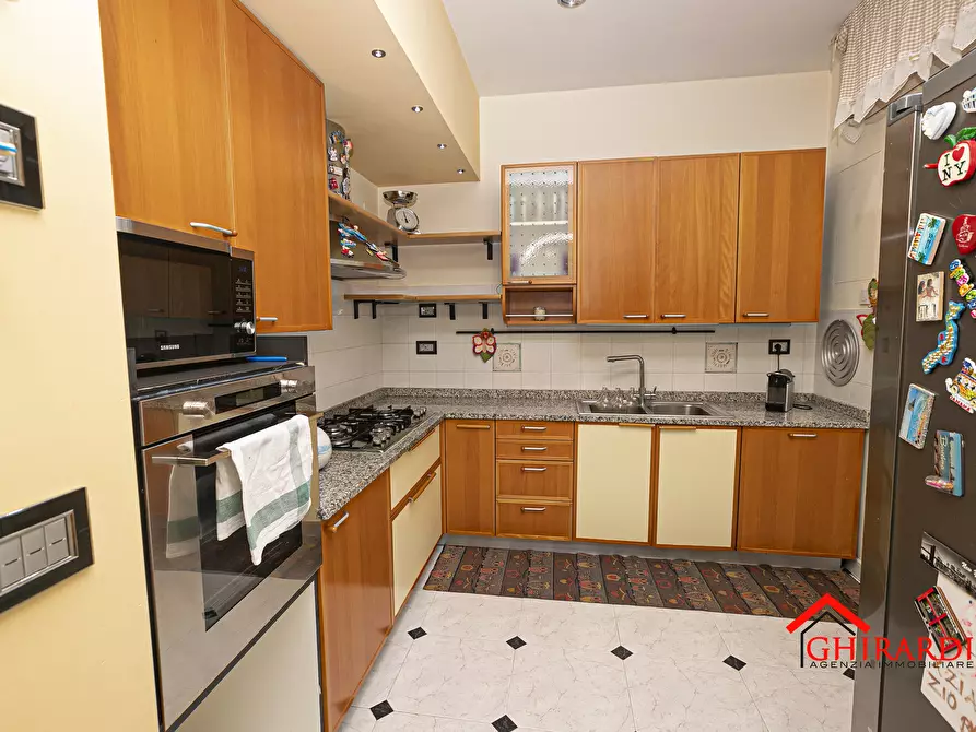 Immagine 14 di Pentalocale in affitto  in Via Alberto Picco 4 a Genova