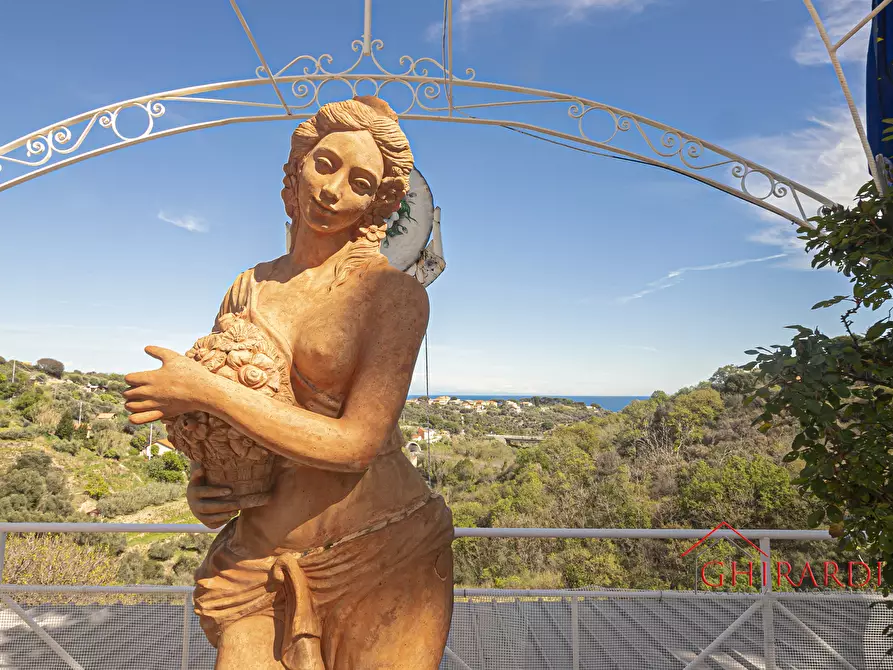 Immagine 129 di Villa in vendita  in VIA PECORILE a Celle Ligure