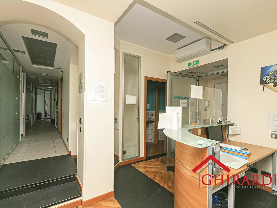 Immagine 4 di Pentalocale in vendita  in Via Sabotino 8 a Genova