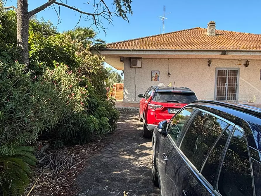 Immagine 12 di Villa in vendita  in via litoranea 528 a Sabaudia