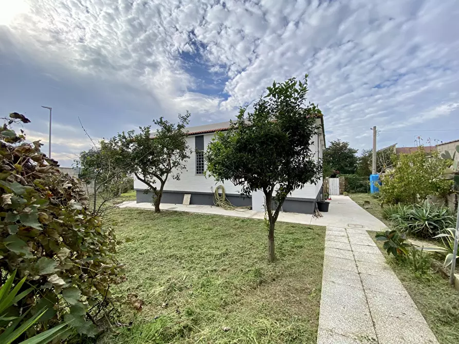 Immagine 44 di Villa in vendita  in Via delle Ninfe 25 a Anzio