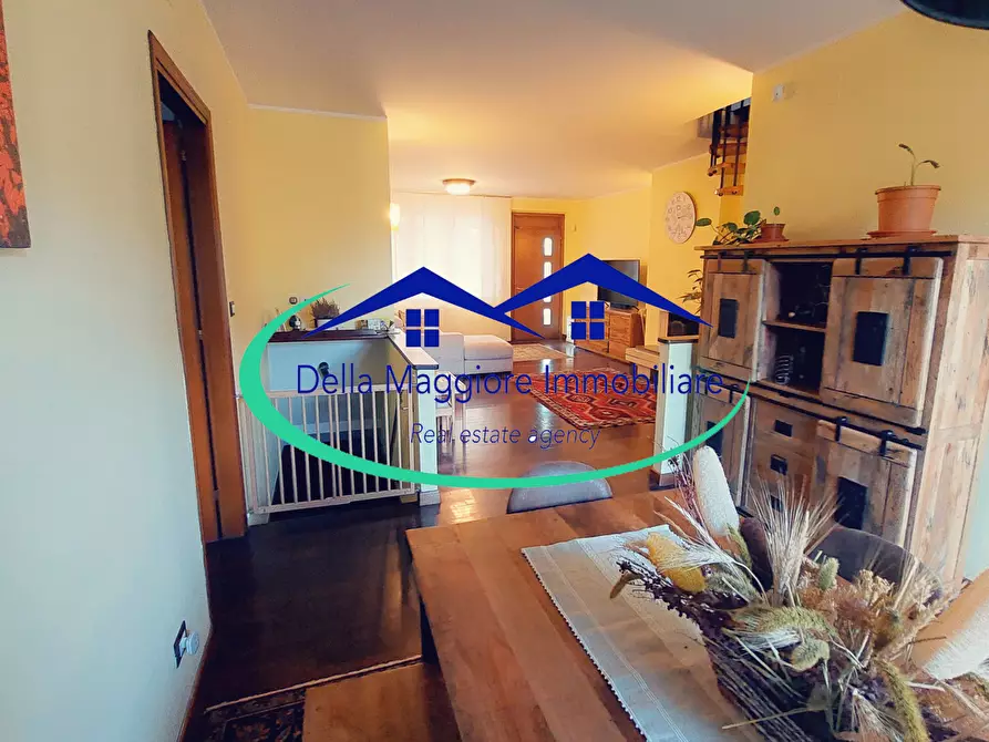 Immagine 9 di Villetta a schiera in vendita  a Livorno