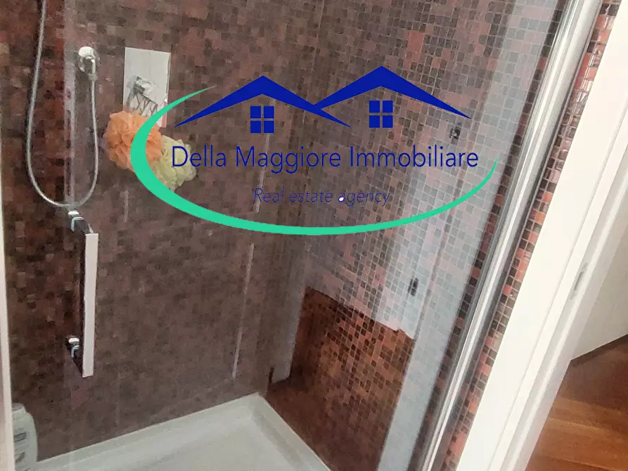 Immagine 22 di Appartamento in vendita  in Via Montebello a Livorno