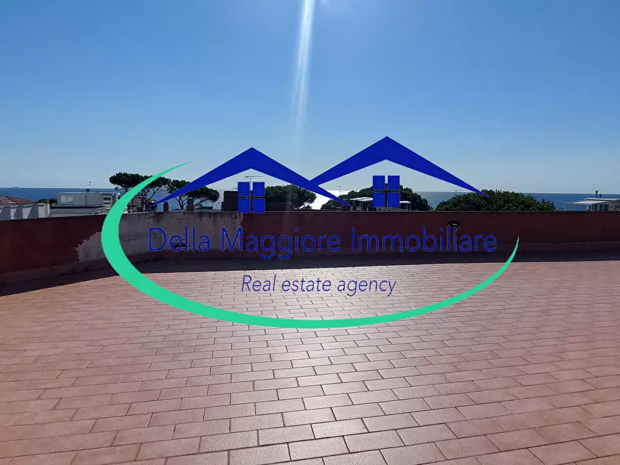 Immagine 1 di Attico in vendita  a Livorno