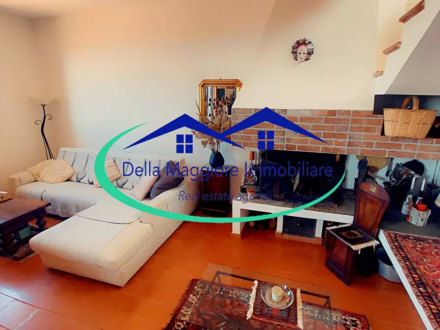 Immagine 3 di Porzione di casa in vendita  in via di quercianella a Livorno